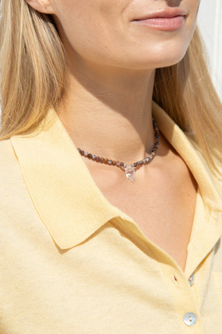 NIKKI NECKLACE - BROWN